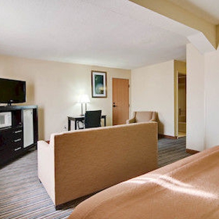 Quality Inn & Suites - Wytheville, VA