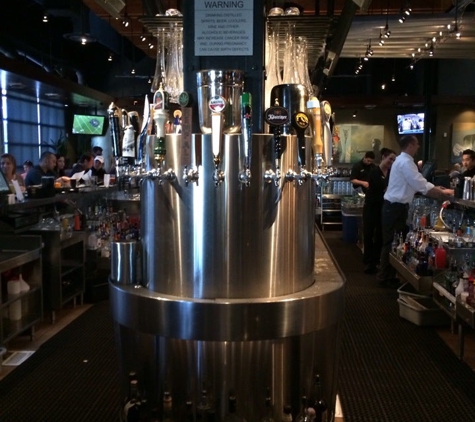 Yard House - Roseville, CA