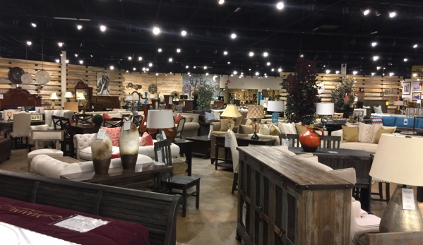 Maiselle Fine Furnishings - Foothill Ranch, CA