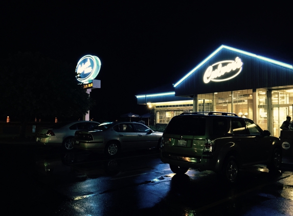 Culver's - Peru, IL. Open till 11:00 Weekends