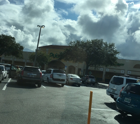 Publix Super Market at Venice Shopping Center - Venice, FL