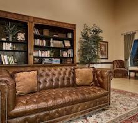 Best Western La Grange Inn & Suites - La Grange, TX