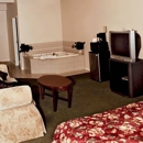 Golden Circle Inn & Suites - Motels