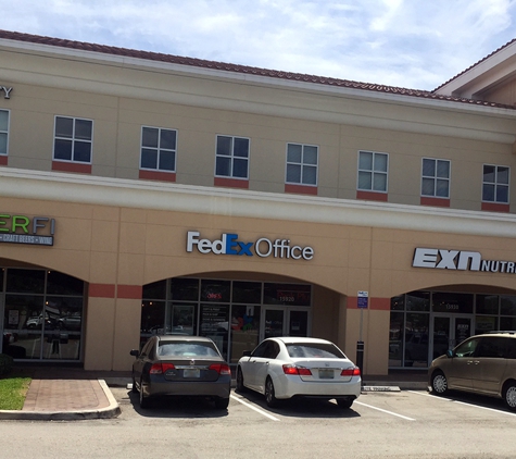 FedEx Office Print & Ship Center - Pembroke Pines, FL