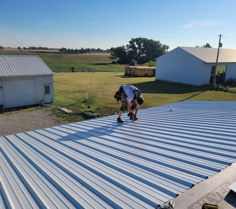 Monarch Metal Roofs & Siding - Steedman, MO