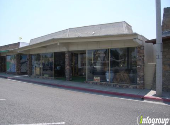 Oriental Furniture Imports - Palm Desert, CA