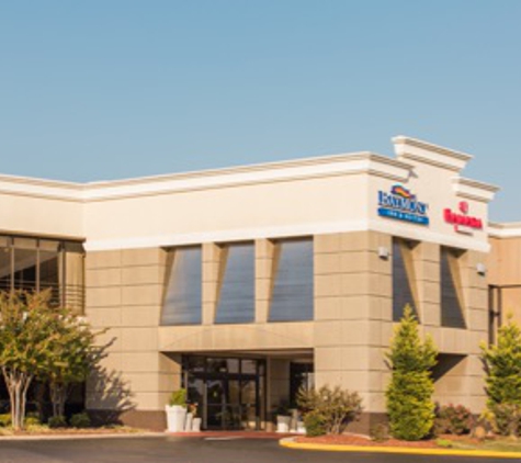 Baymont Inn & Suites - Fayetteville, NC