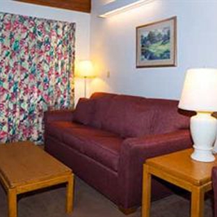 Cold Spring Resort - Ashland, NH