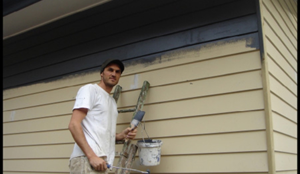 Byron Bay Painters - Byron Bay, NSW