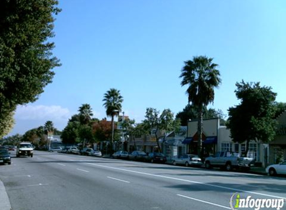 Royalty Cigar & Cigarrettes - Sherman Oaks, CA