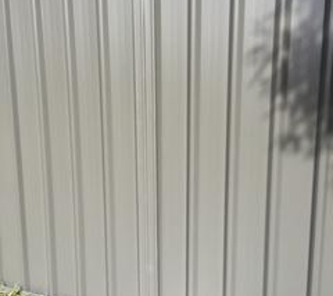 Outwest Fencing - Londonderry, NSW. 24 metres, perfectly straight all the way