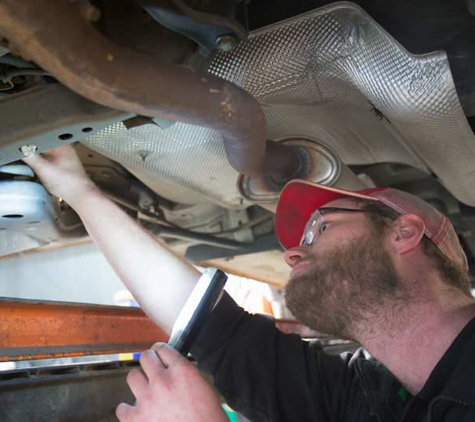 Ross Lyons Motors - Warragul, VIC