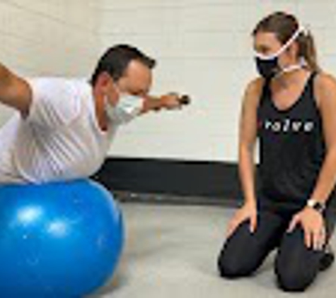 Evolution Physical Therapy & Fitness - Costa Mesa - Costa Mesa, CA