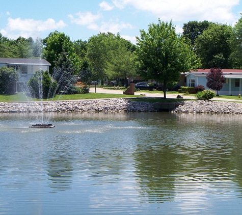 Crestview Lakes Villa - Florence, KY