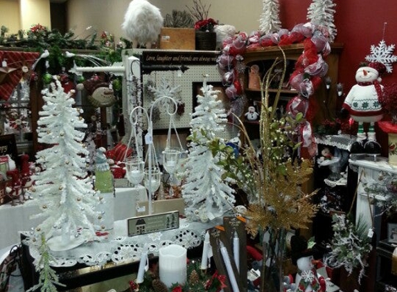 Cedar Ridge Crafts & Gifts - Neenah, WI
