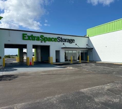 Extra Space Storage - Winter Haven, FL