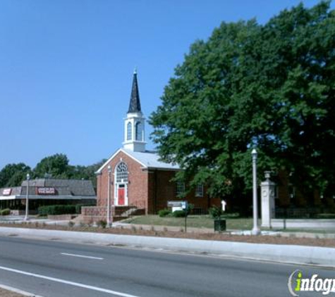 Compton Heights Christian Church - Saint Louis, MO