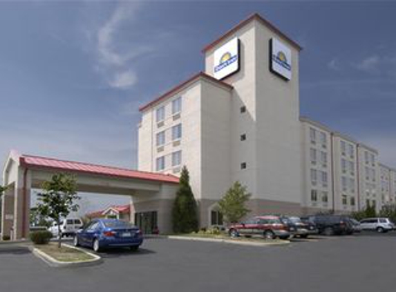 Days Inn Pittsburgh Airport - Coraopolis, PA