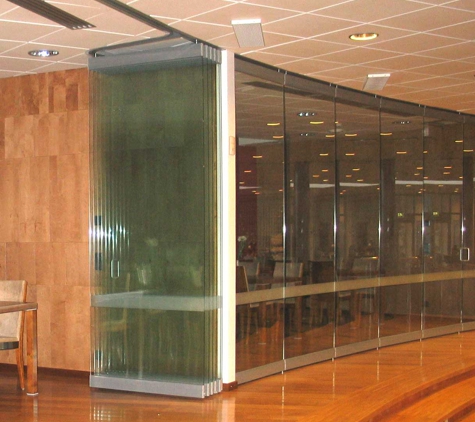 Aqua Glass Services Corp - Miami Gardens, FL