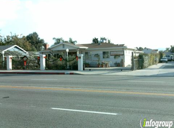 El Descanso Retirement Home - Covina, CA