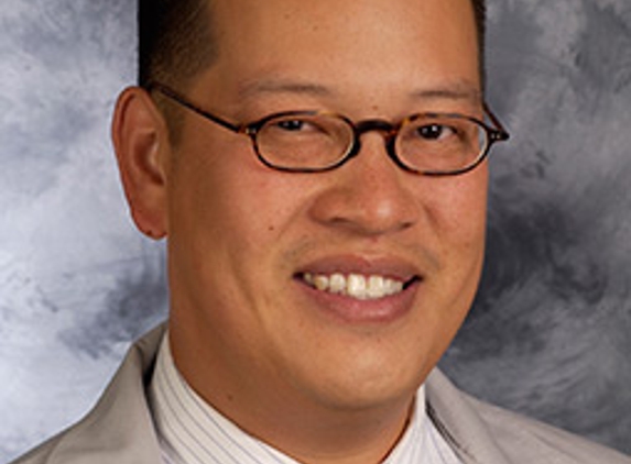 Dr. Michael J. Chin, DPM - Chicago, IL