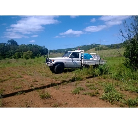 Ron Wilson Weed Spraying - Lismore, NSW. Working