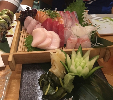 Sen Sushi Bar - Oak Park, IL