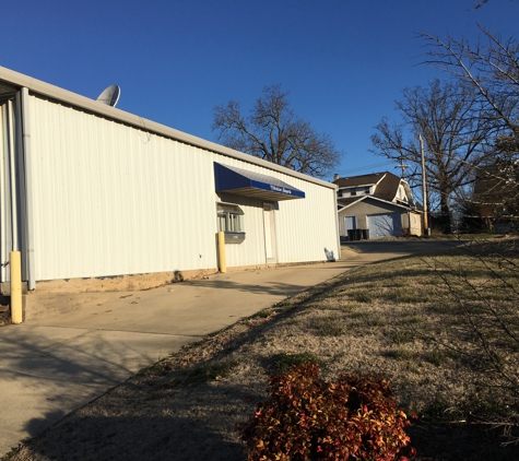 Medicine Shoppe - Poplar Bluff, MO. DRIVE THRU WINDOW