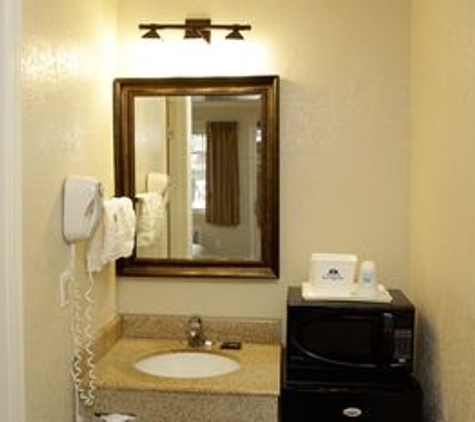 Americas Best Value Inn - Petaluma, CA