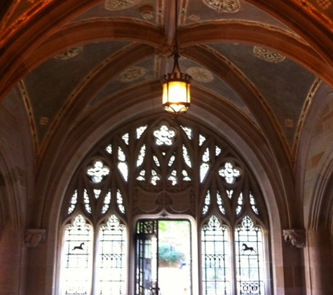 Yale University Sterling Memorial Library - New Haven, CT