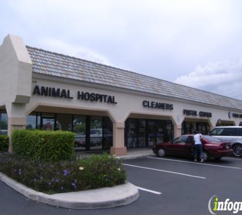 Just Paws Animal Hospital - Pembroke Pines, FL