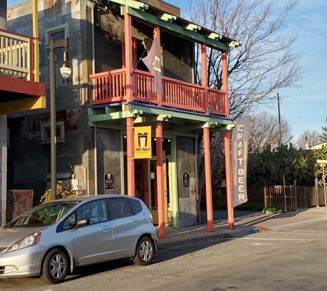 Mei Wah Beer Room - Isleton, CA