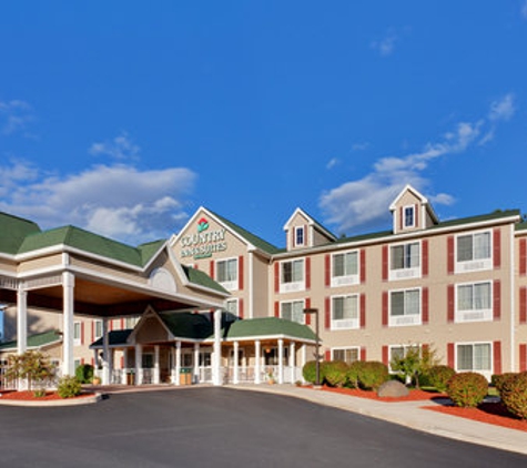 Country Inns & Suites - Queensbury, NY