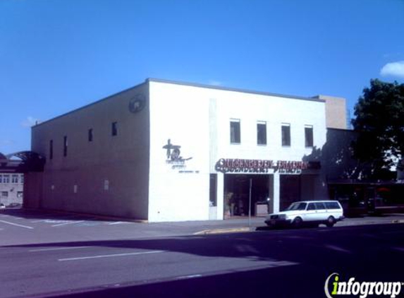 Quisenberry Pharmacies - Salem, OR