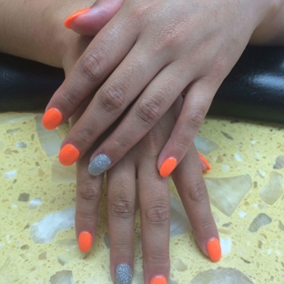 CV Nail and Spa - Colleyville, TX. Dipping powder