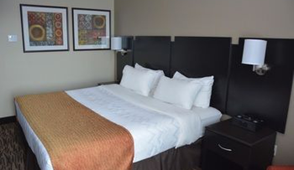 Roosevelt Inn & Suites - Watford City, ND