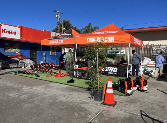 Lawnmower Corner - Pasadena, CA. Evento de Johnny