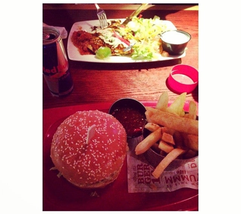 Red Robin Gourmet Burgers - Rancho Mirage, CA