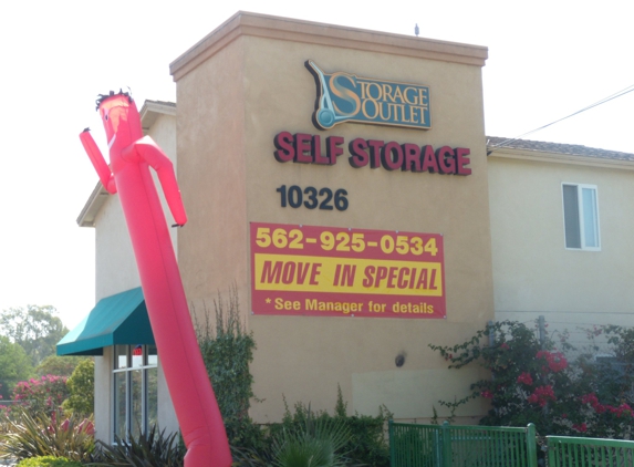 Storage Outlet Self Storage Bellflower - Bellflower, CA