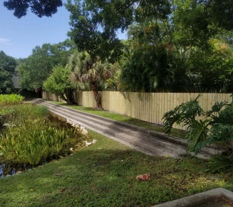 Florida Fence of Tampa Inc