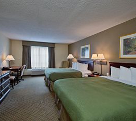 Country Inns & Suites - Newport News, VA