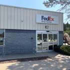 FedEx Office Ship Center