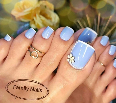 Family Nails Salon - Houston, TX