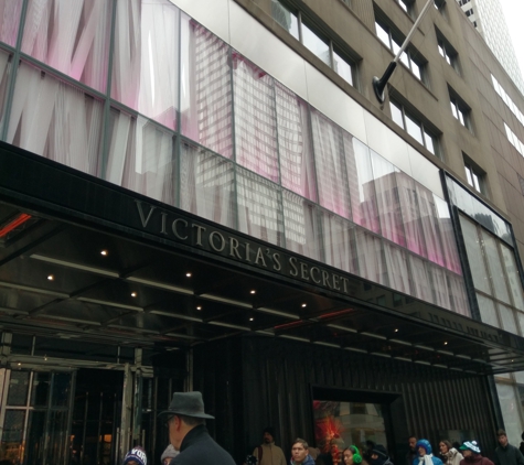 Victoria's Secret - New York, NY