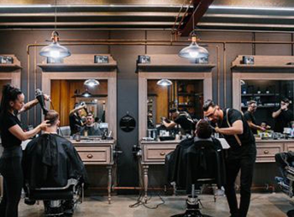 Davilia Mens Hairstylists