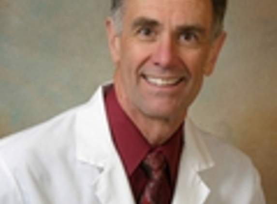 Dr. Clyde Dawson, MD - Joliet, IL