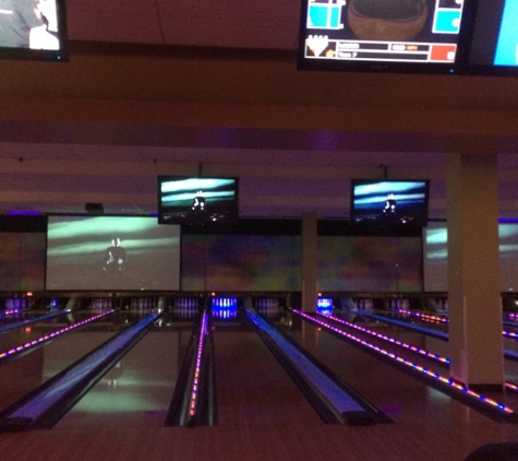 Celebrity Lanes - Centennial, CO