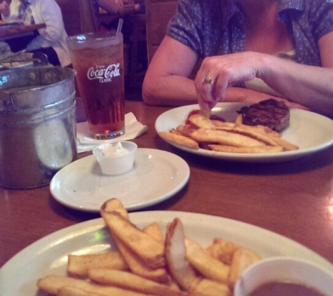 Texas Roadhouse - Fayetteville, NC