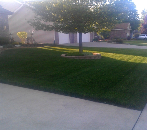 Honest Cuts Lawn Services - Merrillville, IN