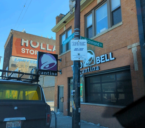 Taco Bell Cantina - Chicago, IL